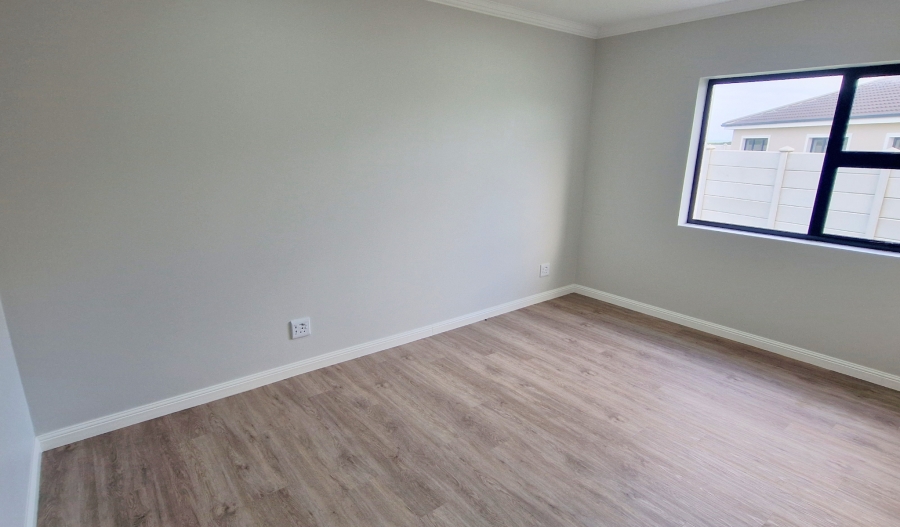 3 Bedroom Property for Sale in Paradise Beach Eastern Cape